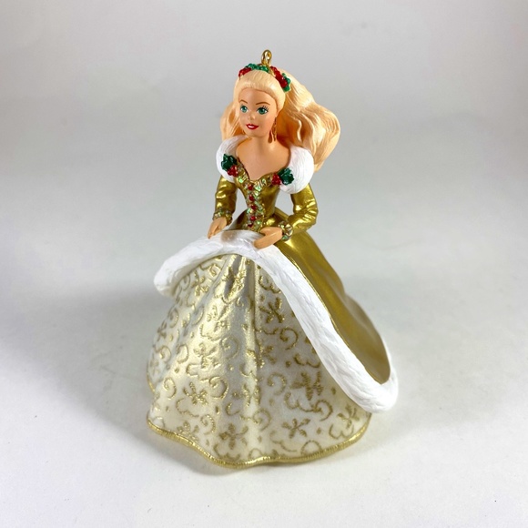 VINTAGE 1994 Hallmark Keepsake Christmas Ornament Holiday Barbie - Picture 1 of 4